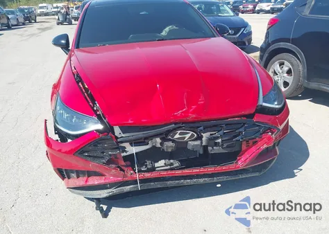 2021 Hyundai Sonata Sel Plus z USA, uszkodzony, nr VIN 5NPEJ4J27MH107470